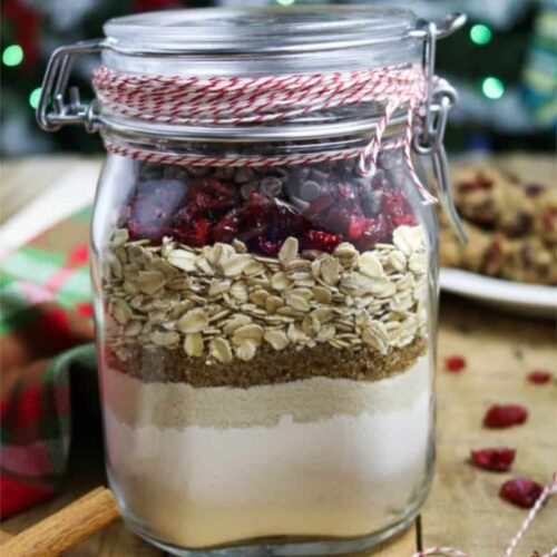 25+ Edible Christmas Gifts To Wow Family and Friends